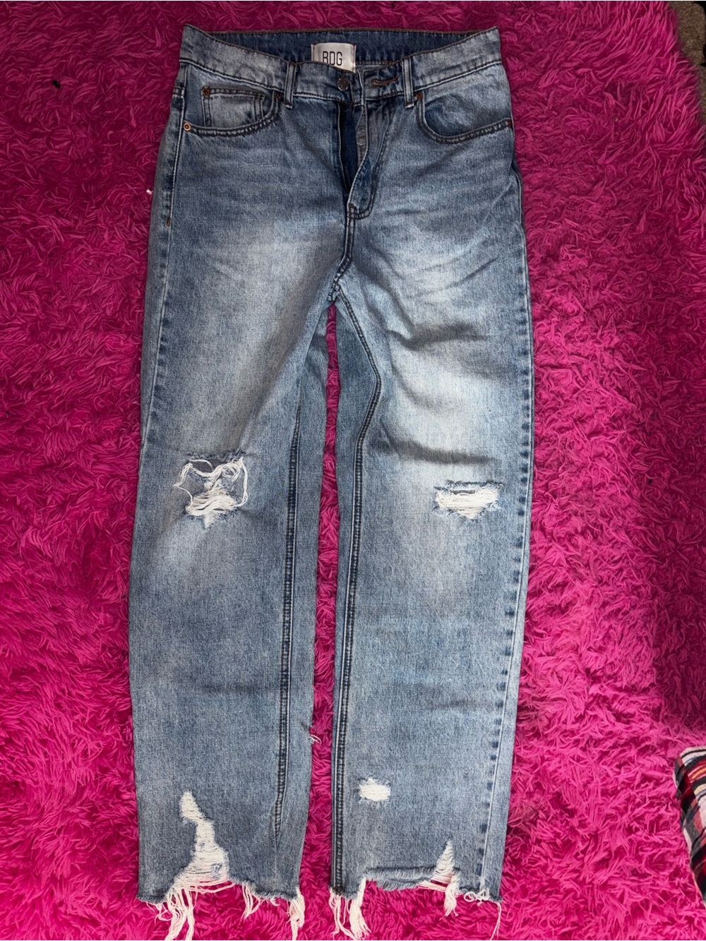 BDG Women’s Light Blue Distressed Straight-Leg Jeans